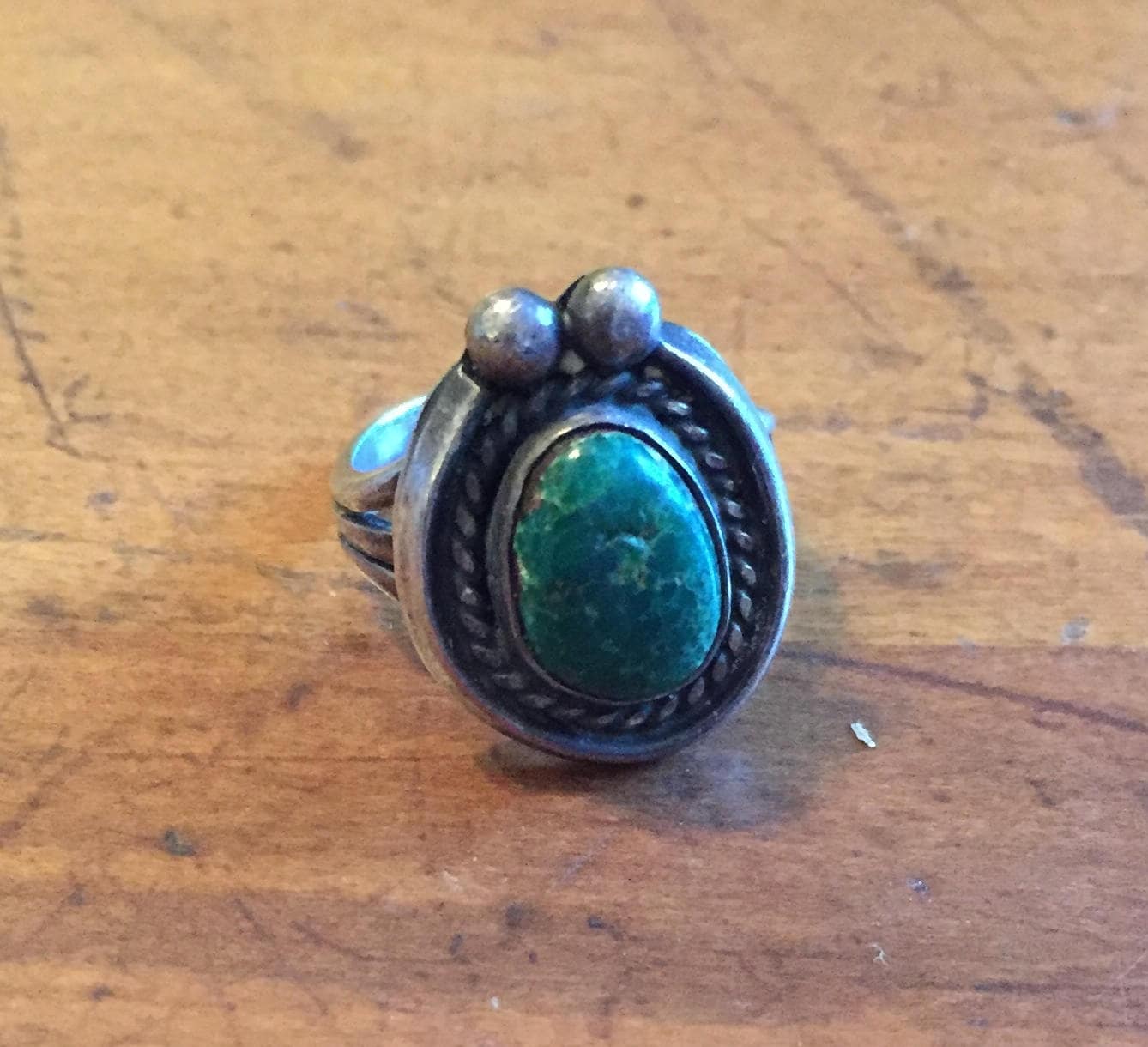 Grünlich Türkis Silber Metall Ring - Größe 4-5, 6 Gramm von AntiqueSoCal