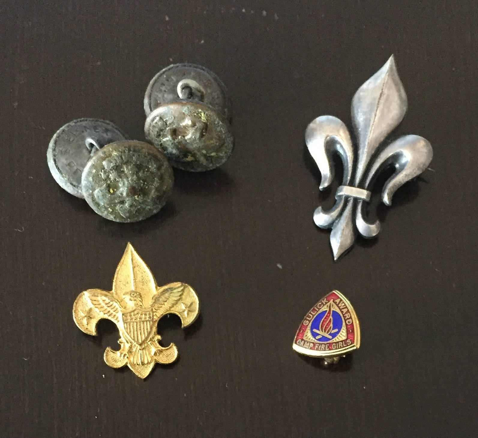 Gruppe Von Jahrgang Pfadfinder Und Pfadfinderin Pins Manschettenknopf-Set von AntiqueSoCal