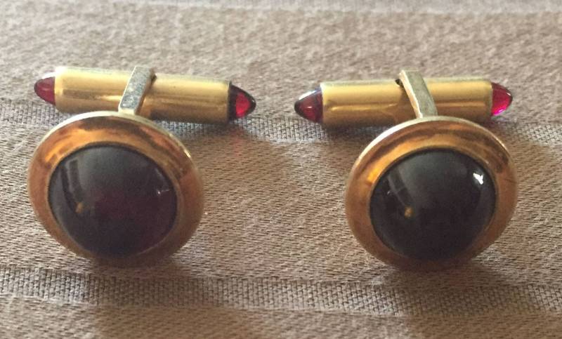 Jahrgang Krementz Rubin Rot Und Gold-Metall-Manschettenknöpfe von AntiqueSoCal