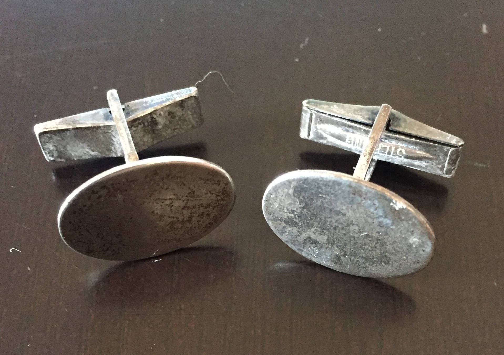 Leonore Doskow Sterling Silber Manschettenknöpfe - 7, 9 Gramm von AntiqueSoCal