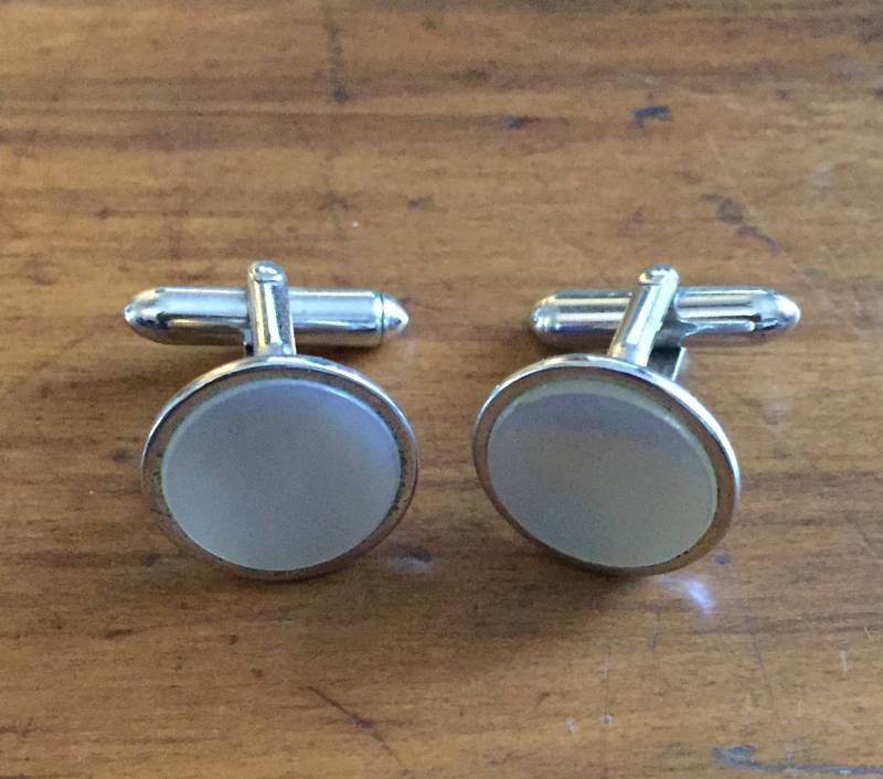 Swank Mutter Der Perle Und Silber Metall Manschettenknöpfe von AntiqueSoCal