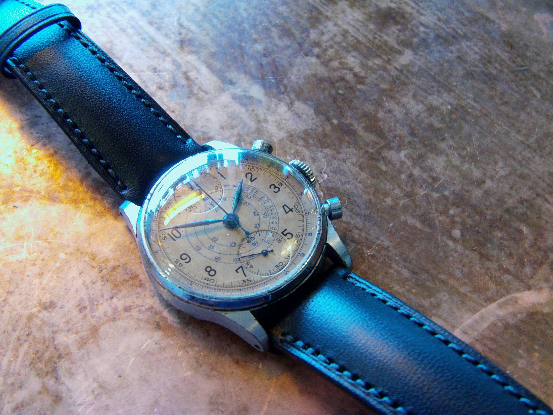 H. 1940Er Venus 170 Salmon Gewählter Chronograph H. 1940Er Venus 170 Salmon Gewählter Chronograph von AntiqueUniqueGB