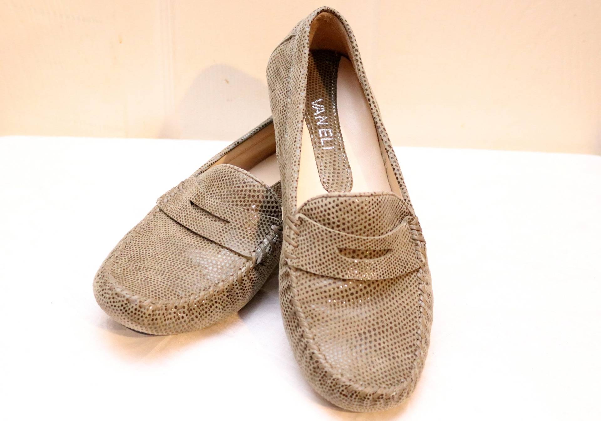 Van Eli Wildleder Penny Loafers - Grün/Grau Wohnungen Größe 7D von AntiqueologyToday
