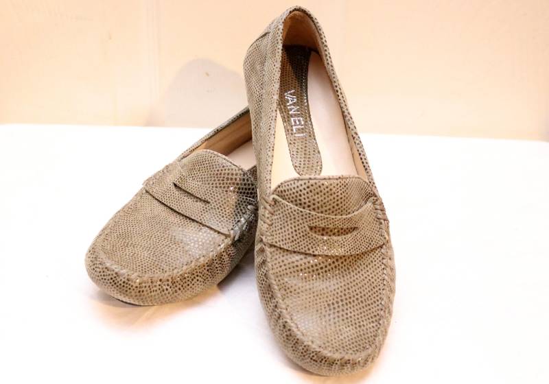 Van Eli Wildleder Penny Loafers - Grün/Grau Wohnungen Größe 7D von AntiqueologyToday