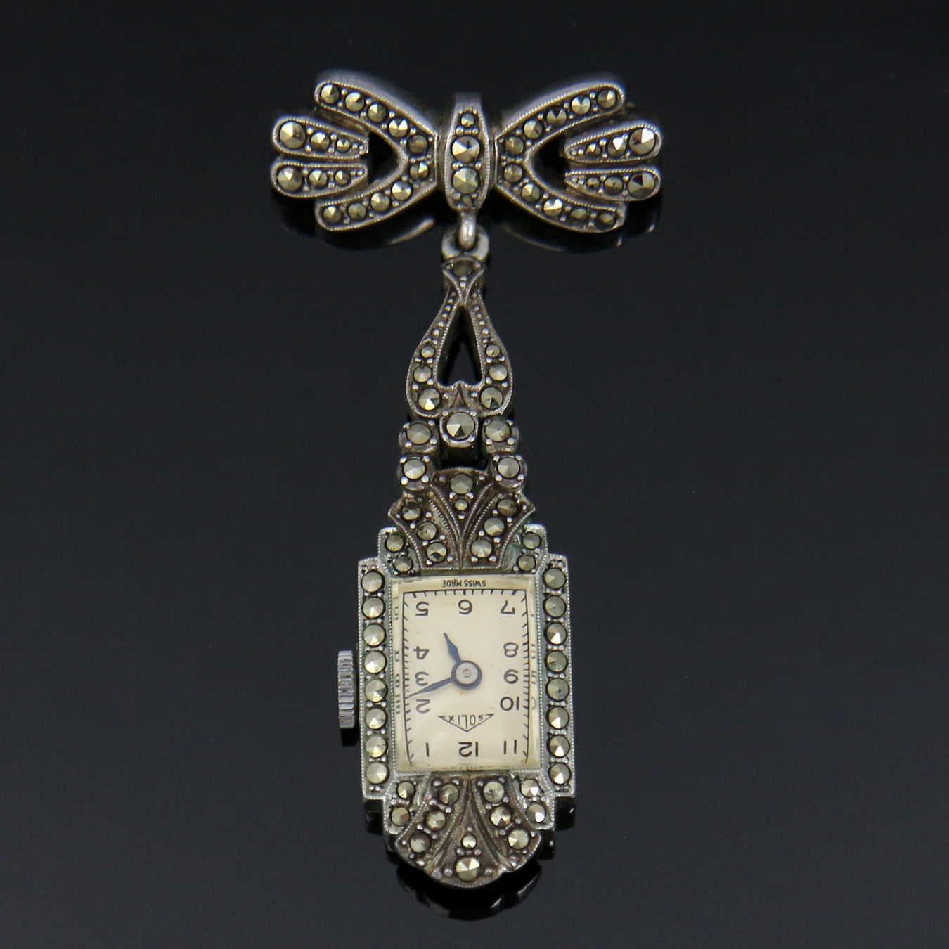 Exquisite Art Deco Brosche Schweizer Uhr - Krankenschwester Taschenuhr Von Solix, 1930Er Jahre Exquisite Art Deco Brosche Schweizer Uhr - Krankenschwester Taschenuhr Von Solix, 1930Er Jahre von AntiquesfromPragueCZ