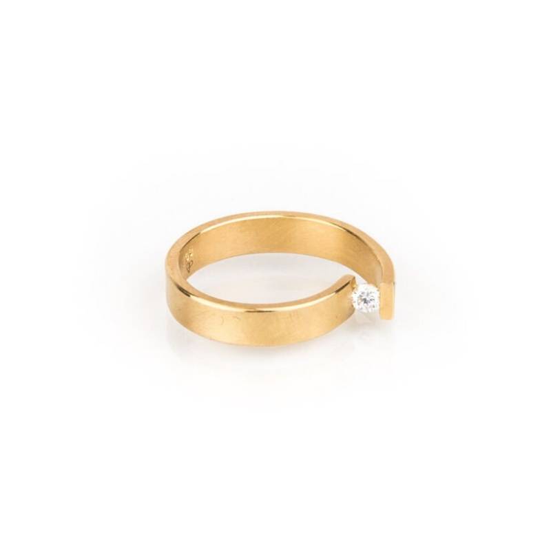 Ring -Looping - Mit Diamant 0, 11Ct Und Gelbgold von AntjePorzigJewelry