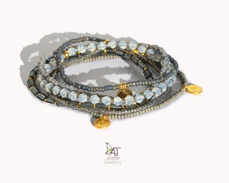 Armband Set Aus Grauen Glasperlen, 6Er Set, Mehrreihiges Perlenarmband, Edler Boho Look, Mix Und Match, Zum Fest, Jubiläumsgeschenk von AntjeTopfJewellery