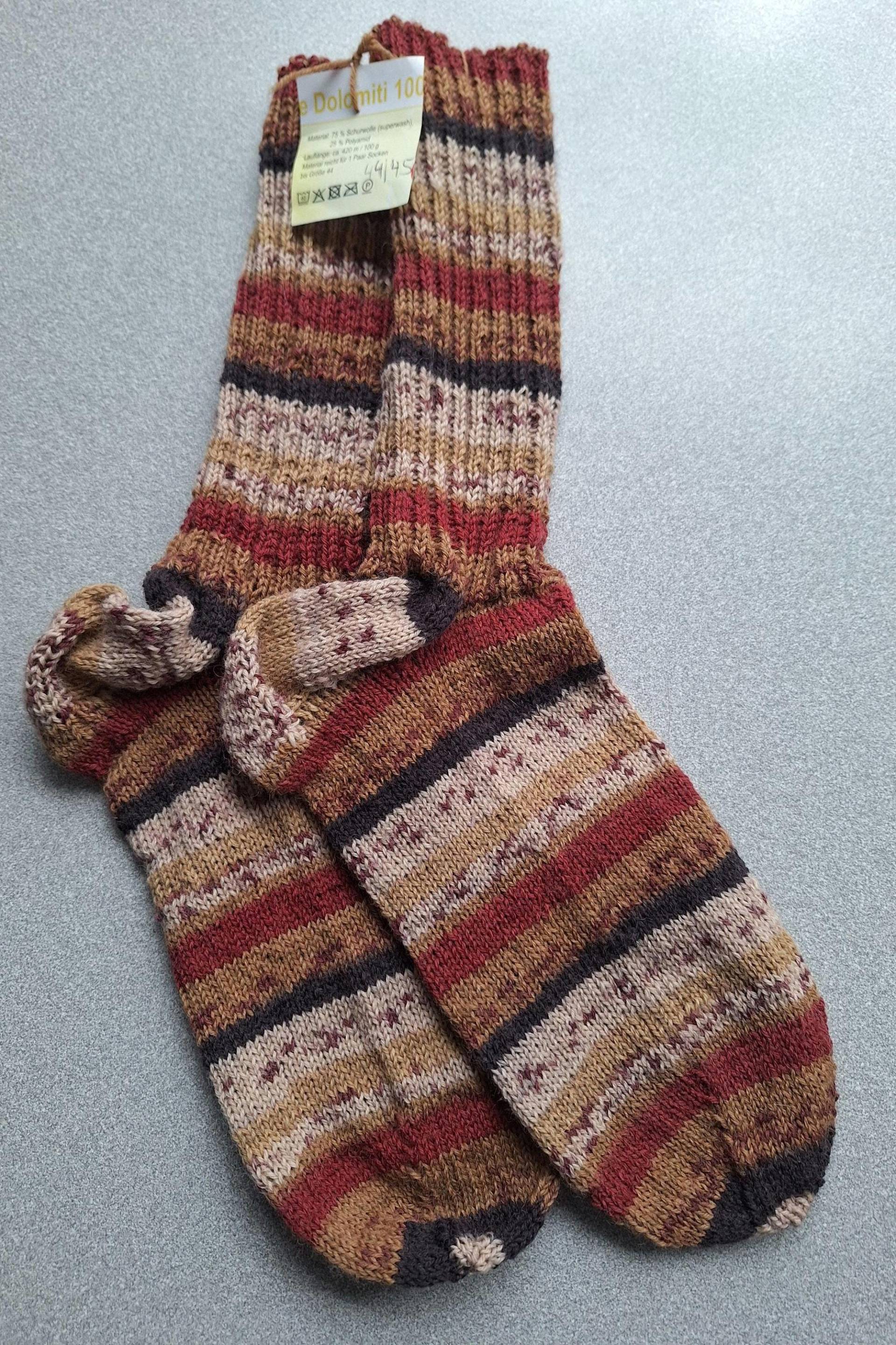 Handgestrickte Socken Größe 44/45 Handgestrickte Socken Größe 44/45 von AntjesSocken