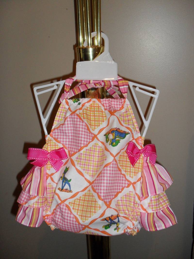 Gekräuselten Neckholder Style Baby Sunsuit von AntoinetteExclusives