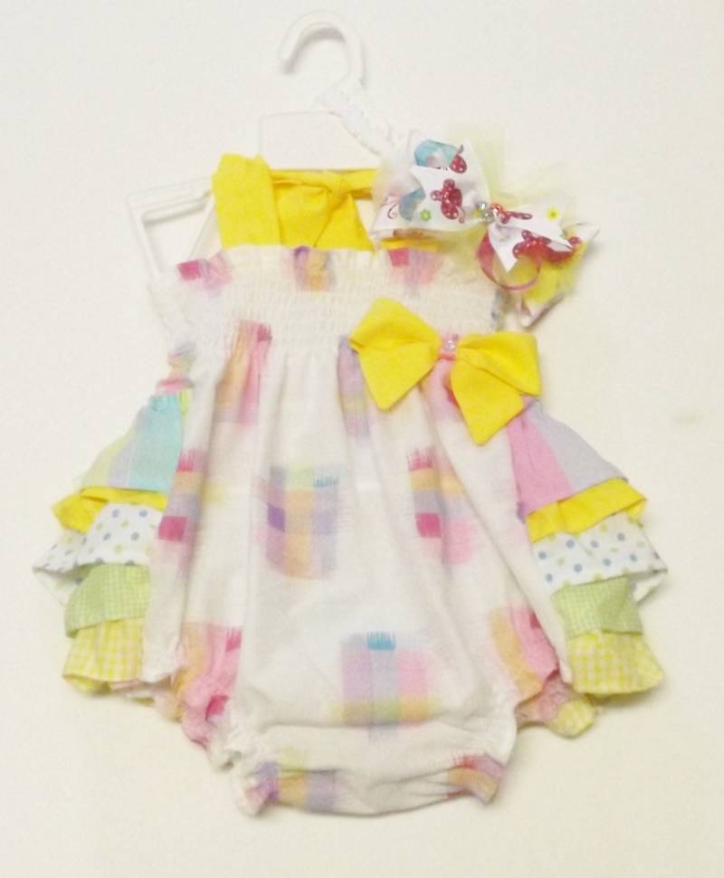 Shirred Rufflle Bum Vintage-stil Baby Sunsuit von AntoinetteExclusives