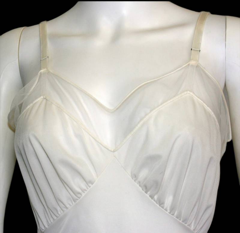 Vintage Mid Century Weiß Nylon Voll Slip von AntoinettesCake