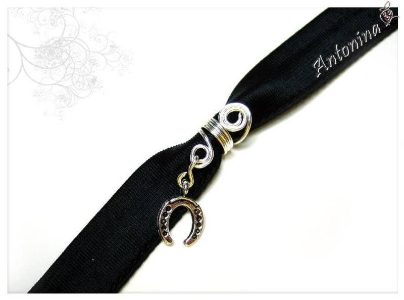 Hufeisen Glück Dread Schmuck Anhänger Dreadperle Metall Dreadlocks Dreadschmuck Spiralen Ohrringe Hufeisen Glück Dread Schmuck Anhänger Dreadperle Metall Dreadlocks Dreadschmuck Spiralen Ohrringe von AntoninaHaarschmuck
