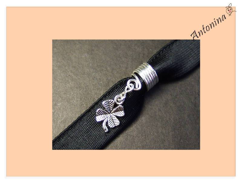 Kleeblatt Dread Schmuck Glücksklee Anhänger Klee Glück Perle Dreadschmuck St Patrick's Day Ohrringe Glücksbringer von AntoninaHaarschmuck