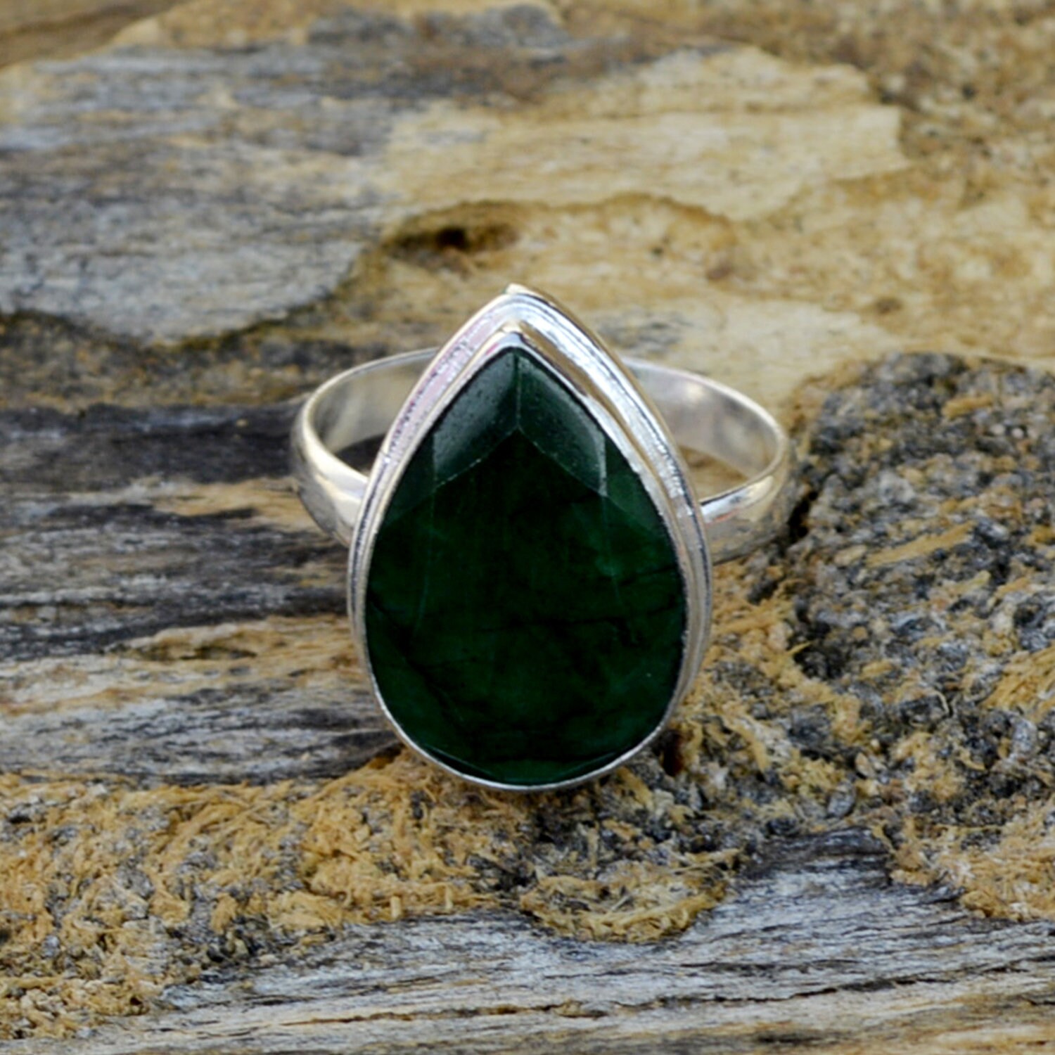 Birne Smaragd Sterling Silber Ring - Mai Birthstone Geschenk von Antragemsnjewels