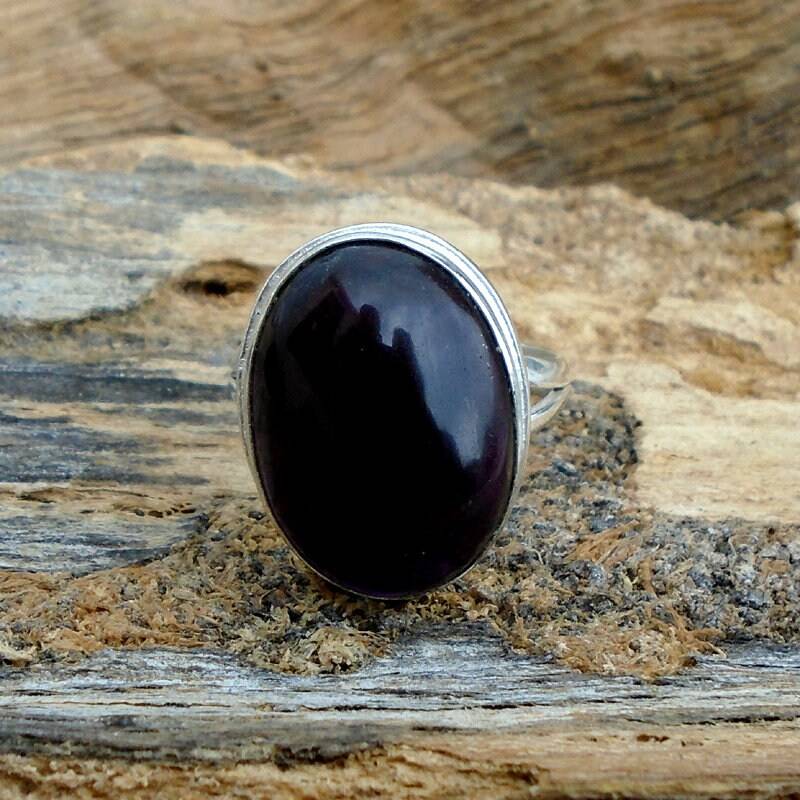 Handgefertigter Oval Schwarzer Onyx Ring 925 Sterling Silber Edelstein Handgefertigter Oval Schwarzer Onyx Ring 925 Sterling Silber Edelstein von Antragemsnjewels