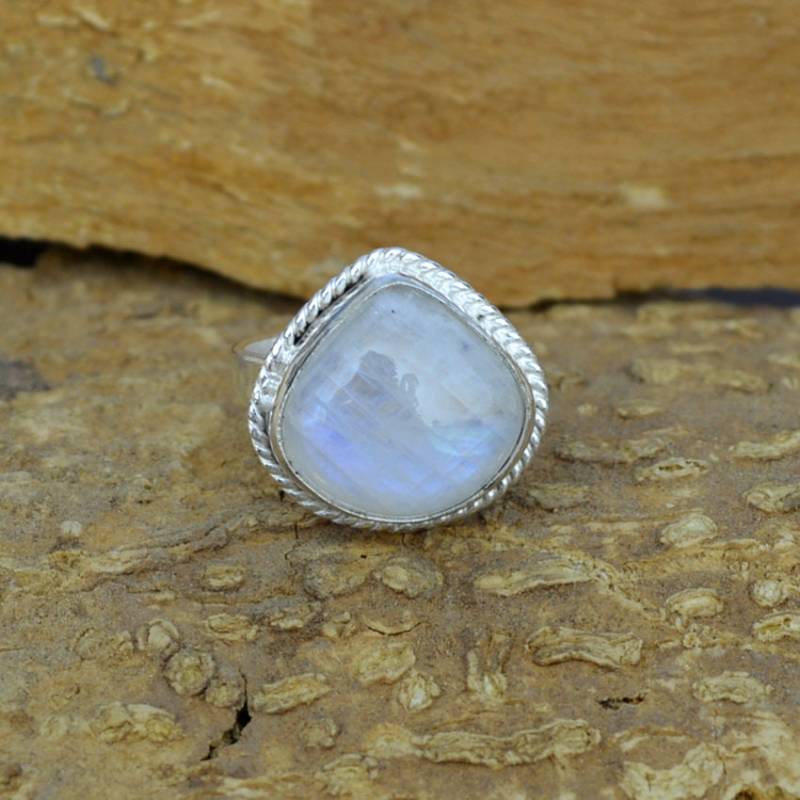 Herz Regenbogen Mondstein Ring 925 Sterling Silber, Juni Geburtsstein von Antragemsnjewels