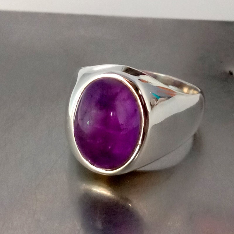 Natürlicher Amethyst-Ring 925 Sterlingsilber, Lila Cabochon-Stein von Antragemsnjewels