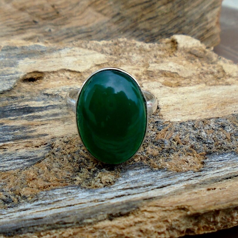 Oval Grüner Onyx Ring Handgefertigter 925 Sterling Silber Geburtsstein von Antragemsnjewels