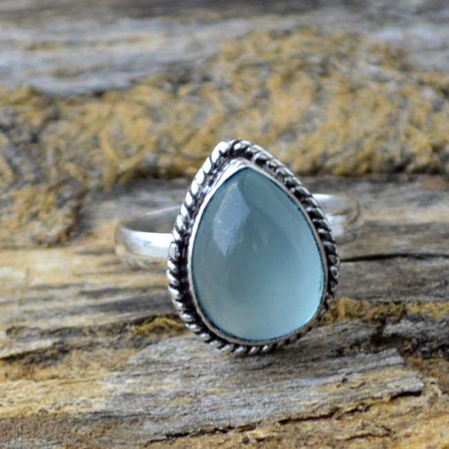 Pear Aqua Chalcedon Ring Sterling Silber Edelstein Pear Aqua Chalcedon Ring Sterling Silber Edelstein von Antragemsnjewels