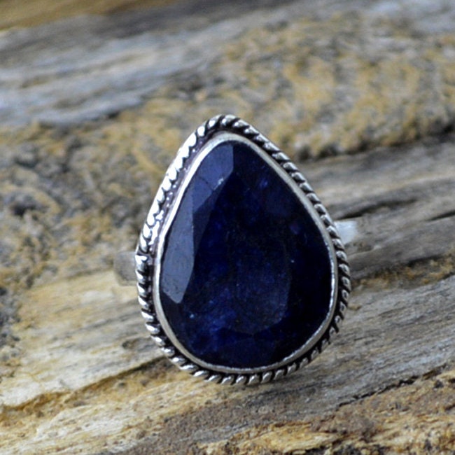 Pear Blue Saphir Ring 925 Sterling Silber, Juli Geburtsstein von Antragemsnjewels