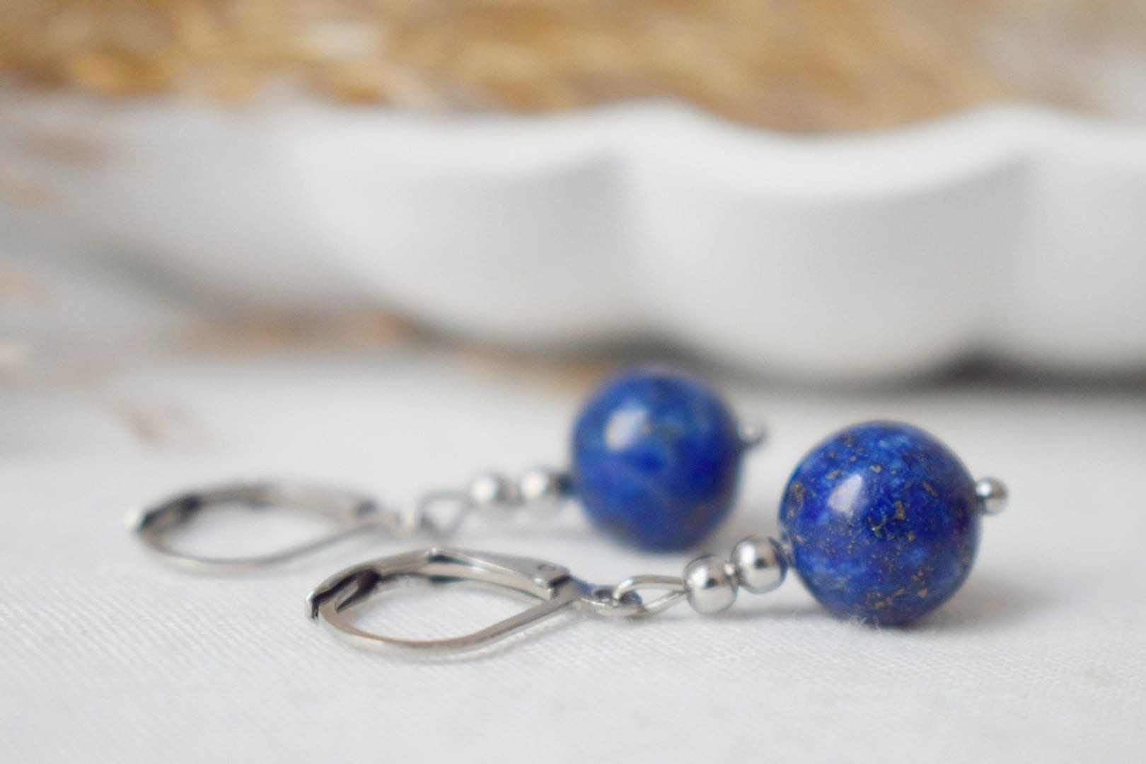 Lapislazuli Creolen Ohrringe Silber, Huggie Lapis Lazuli Anhänger, Kugelohrringe, Stein Ohrhänger, Dunkelblau Perlen Hoop, Edelstein Schmuck von Anvira10