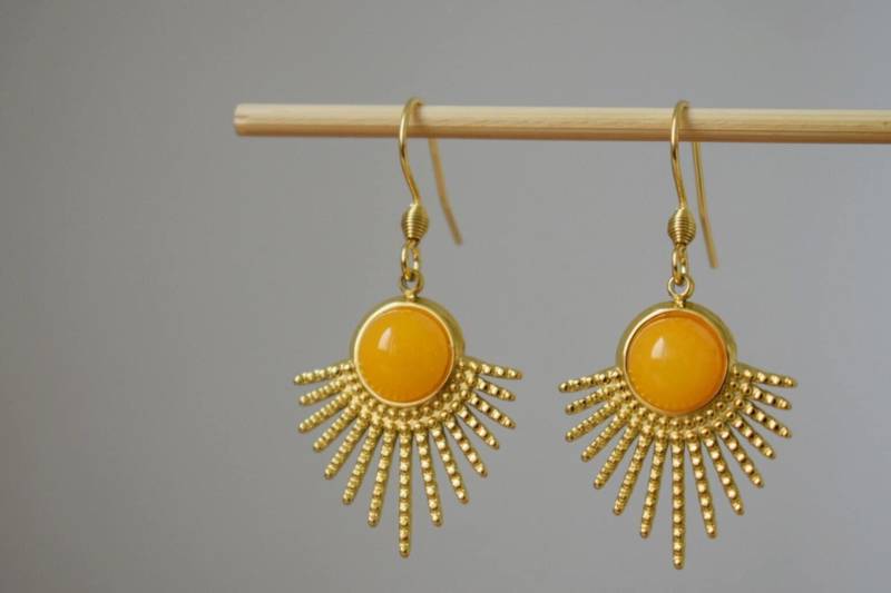 Ohrhänger Jade Gelb, Sonnen Ohrringe, 18K Vergoldete Edelstahl Sonnenstrahlen Edelstein Hängeohrringe, Schmuck Unikat Geschenk von Anvira10