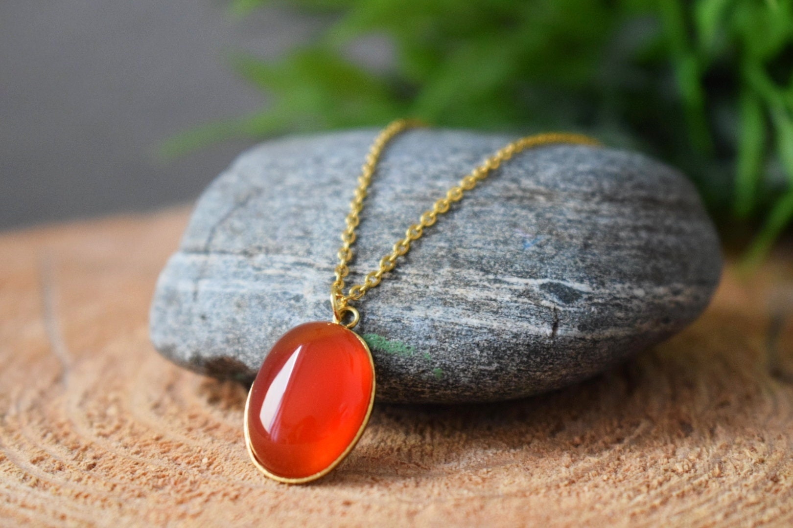 Roter Achat Kette Gold, Ovale Edelstein Halskette, Schmuck, Anhänger, Orange Rot Stein Kette, Geschenk Für Sie von Anvira10