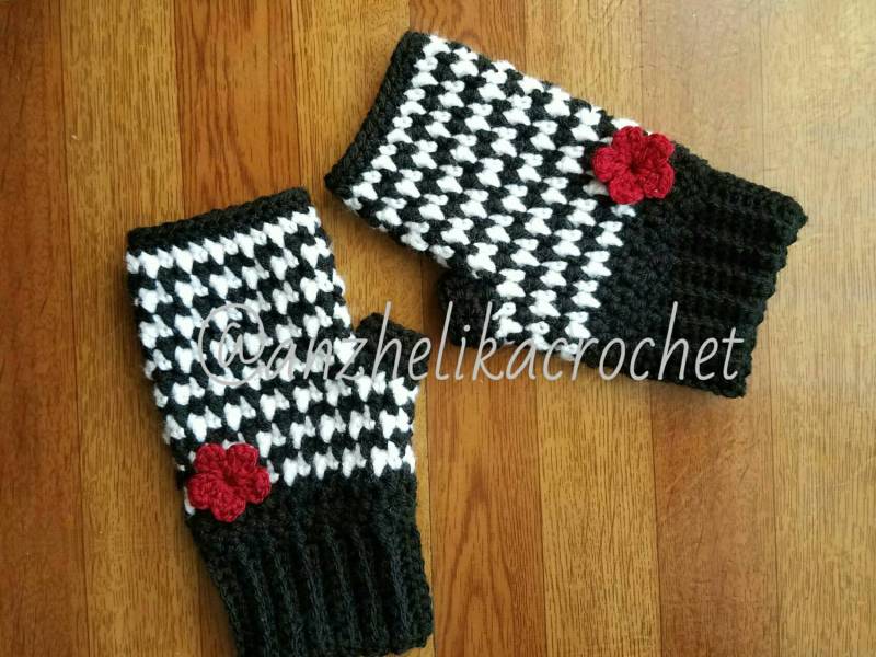 Houndstooth Fingerless Handschuhe, Schwarz Und Weiß Handschuhe von AnzhelikaCrochet