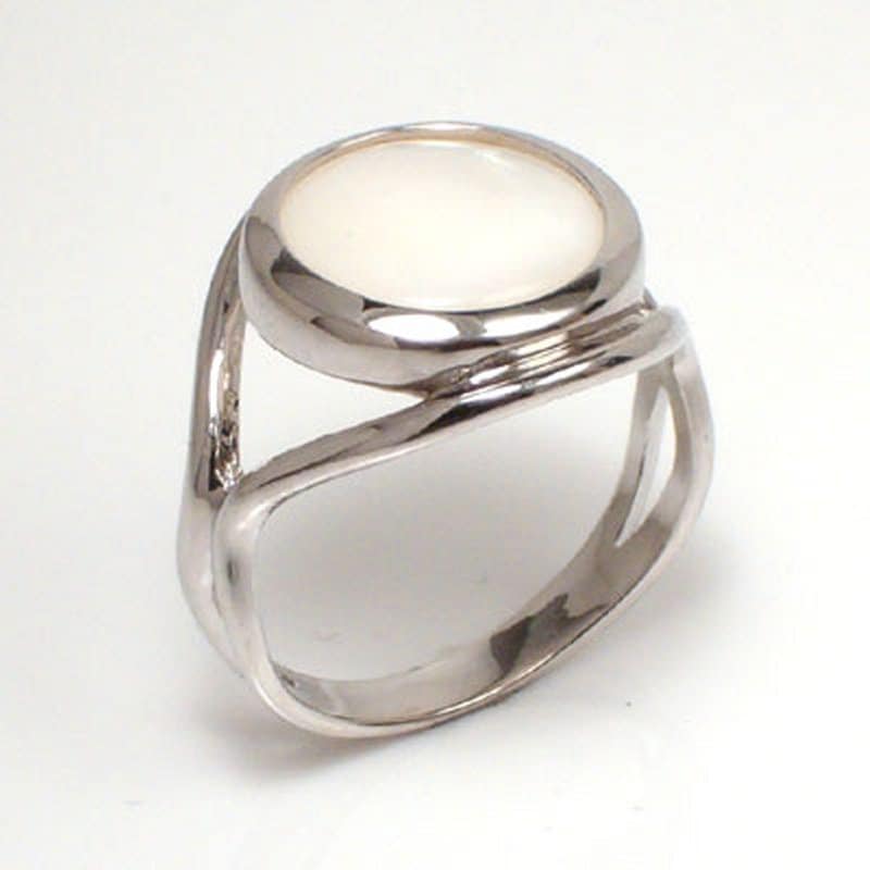 14 K White Gold Perlmutt Perle Inlay Ring von AnzorJewelry