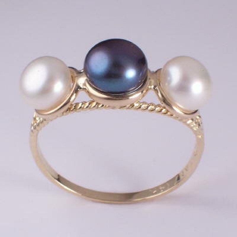 14K Gold Dreifache Perle Ring von AnzorJewelry