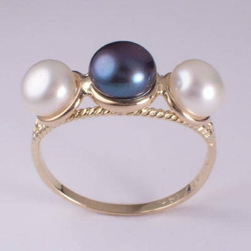 14K Gold Dreifache Perle Ring von AnzorJewelry