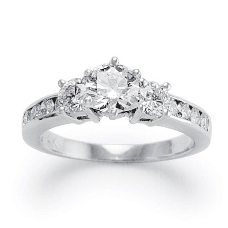 18 K Gold Natürliche Diamant Verlobungsring 1, 30 Ct 18 K Gold Natürliche Diamant Verlobungsring 1, 30 Ct von AnzorJewelry