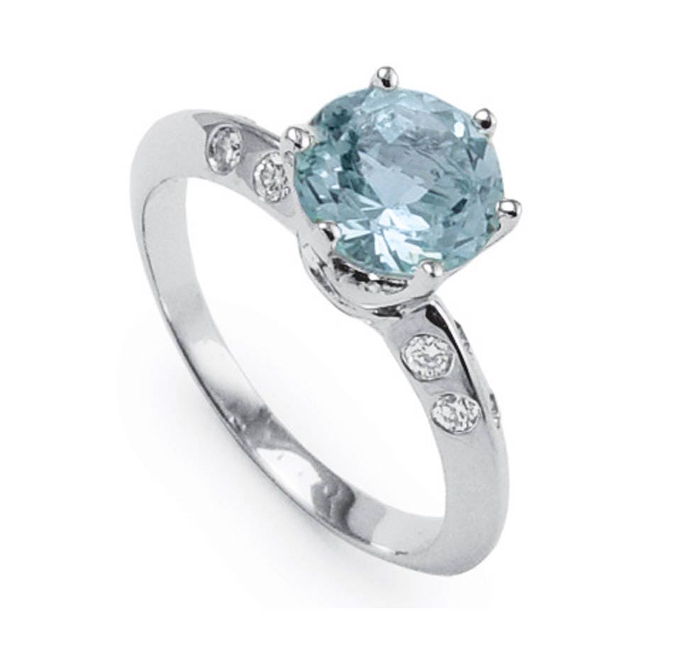 Sechs-Spitzen-Messerkante Aquamarin Und Diamant Ring 14K R1013 von AnzorJewelry