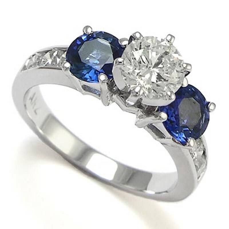 Weiß Und Blau Saphir Diamant 3 Stein Ring 18 K Gold von AnzorJewelry