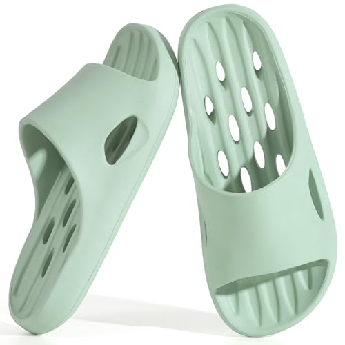 Herren Duschschuhe mit Löchern trocknen schnell Badeschuhe Damen rutschfest Indoor Home Schlafzimmer Pool Spa Gäste College Wohnheim, A-Grün, 9-10 Wide Women/8-8.5 Men von Aoowoll