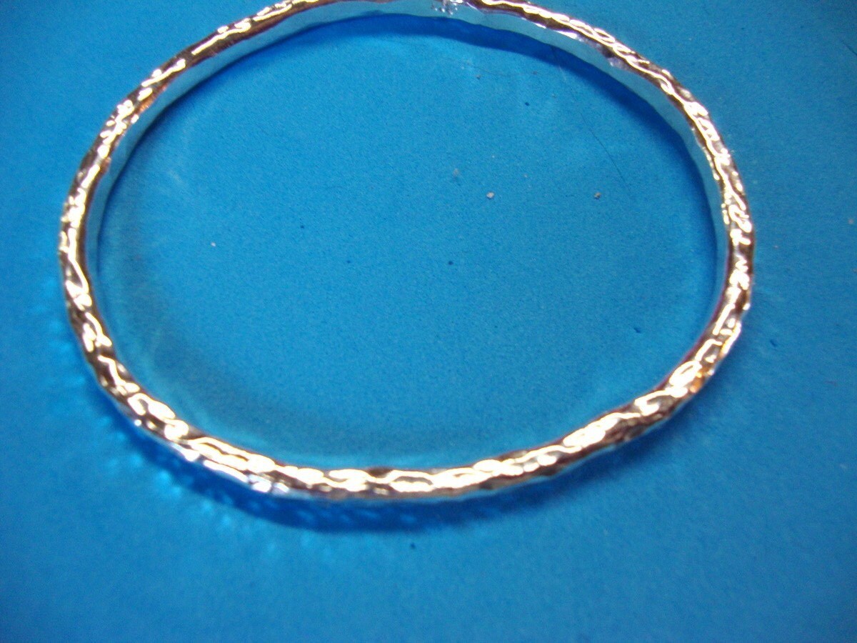 Armreif Armband Massiv Silber - Schlicht Und Zeitlos Gehämmert Minimal - Schwer Solide Umweltfreundlich Recycelt .925 Sterling Custom Made in Usa von ApacheMoon