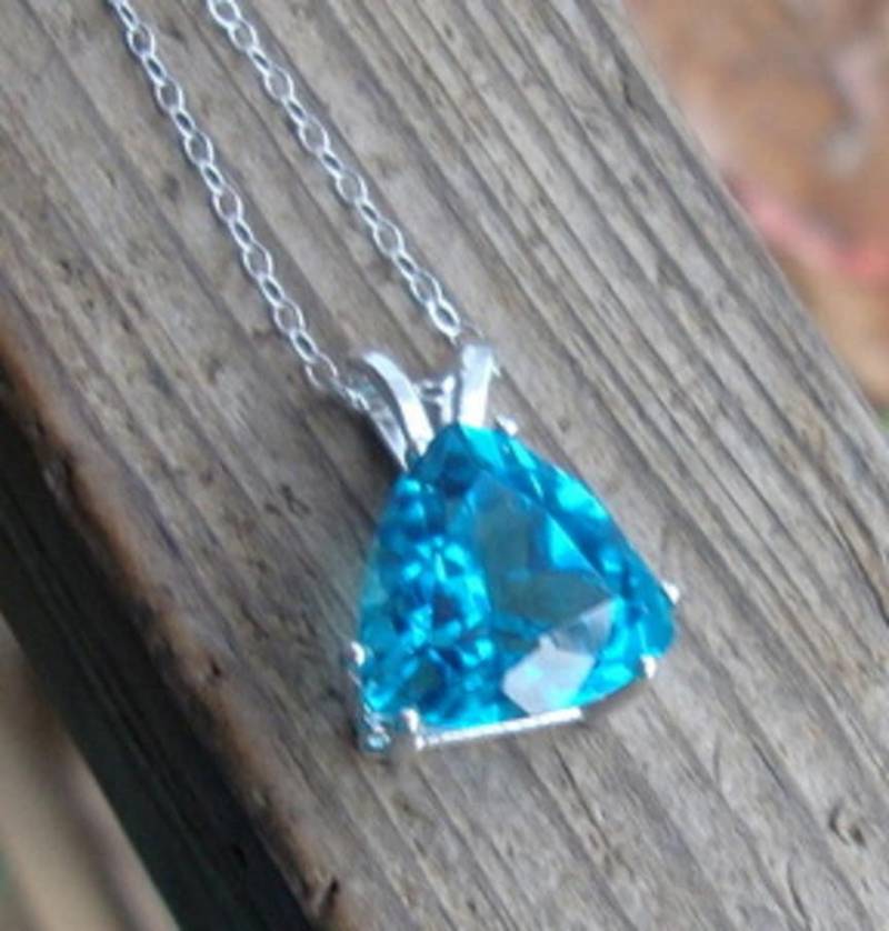 Blauer Topas Anhänger in Silber Mit Kette - Halskette Eco Friendly Sterling Grosser | 8.5 Ct Schweizer Blautopas von ApacheMoon