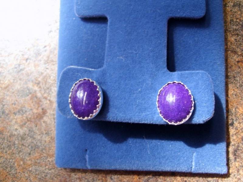 Ohrringe 12 X 10 Mm N Solid Sterlingsilber -Ohrstecker -Handgemacht in Usa Von Mir- Purple Mountain Jade - Sweet On Sale von ApacheMoon