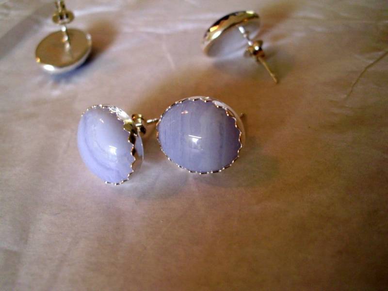 Ohrringe Blauer Spitze Achat 12 X 10 Mm N Umwelt Freundliches Sterling Silber -Anytime Ohrstecker -Handgemacht in Usa Von Mir- Erhebend - Schneller von ApacheMoon