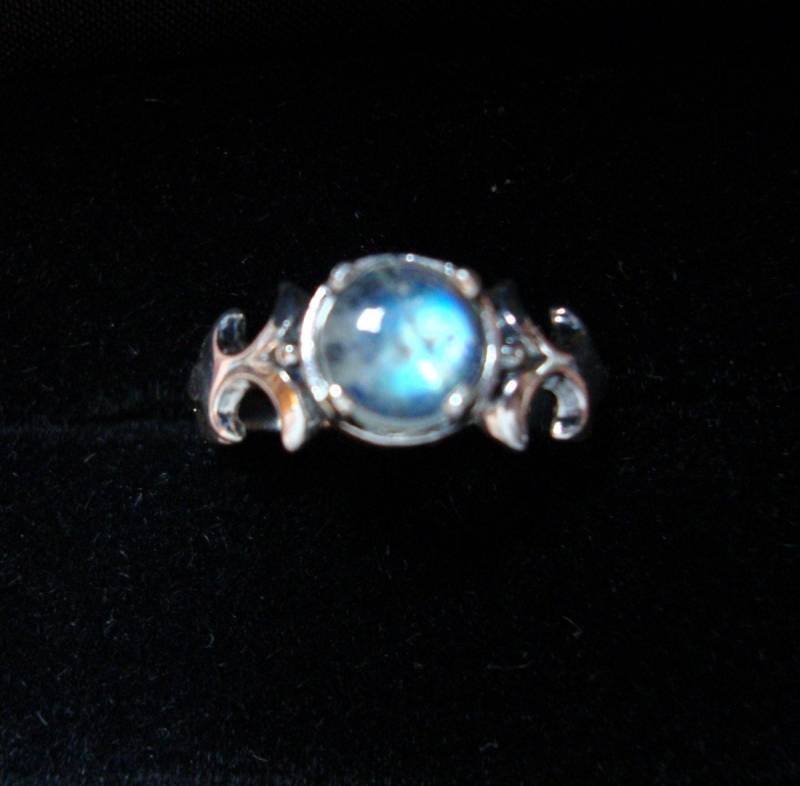 Regenbogen Mondstein Ring Fleur De Lis Lila in 925 Sterling Silber Recycelt - Custom Made Usa Deiner Größe Blue Fancy Power von ApacheMoon