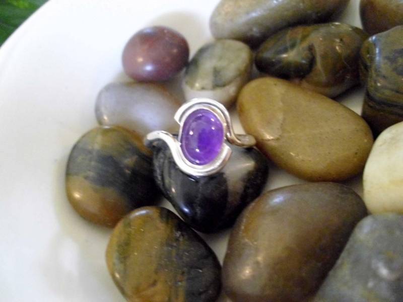Ring - Amethyst Hug in Massivem Silber 8 X 6 Mm Natürlicher Edelstein Größe 5.25 Ist Versandfertig Lila Hergestellt Den Usa Von Mir Kostenloser Us von ApacheMoon