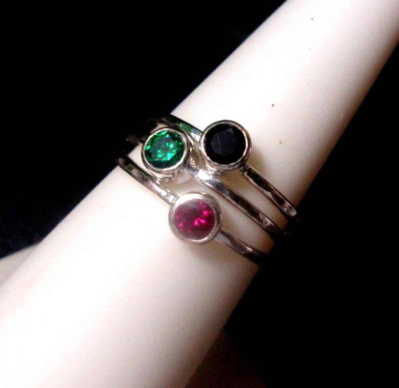 Ringe Kwanzaa Set Rohr Lünette 4 Mm Rot, Grün & Schwarz - Sterling Silber Maßgefertigt Größe -Black Lives Matter Doantion Peace Urlaub von ApacheMoon