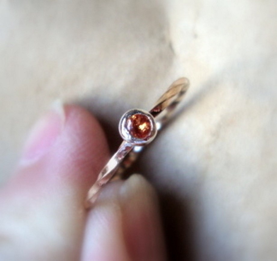 Saphir Ring - Recyceltes Sterling Silber Und 14K Gold Filled Vvs .15Ct Orange Padparadscha Wird in Ihrer Größe Angefertigt Saphir Ring - Recyceltes Sterling Silber Und 14K Gold Filled Vvs .15Ct Orange Padparadscha Wird in Ihrer Größe Angefertigt von ApacheMoon