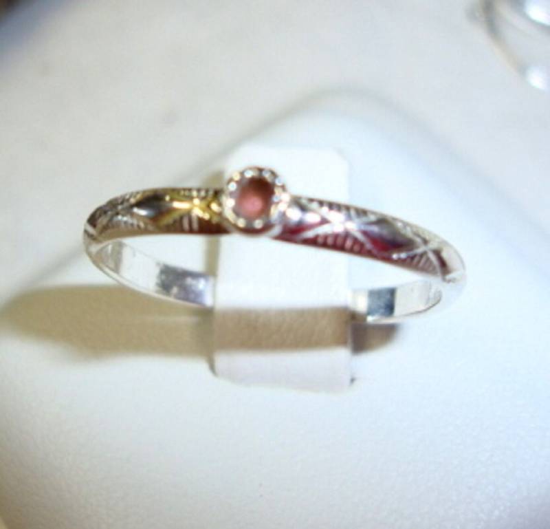 Turmalin Tuxedo Ring - Dusty Rose Pink in Sterling Silber von ApacheMoon