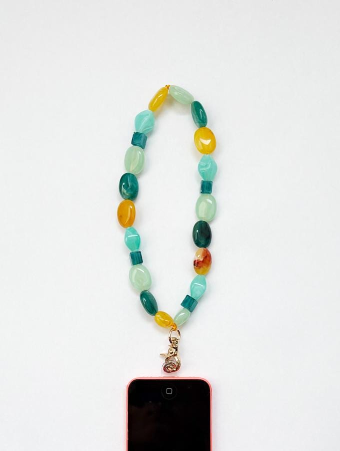 Handykette, Handyschnur, Handyanhänger, Handyschmuck, Perlen-Handyband, Handyarmband von Apaia
