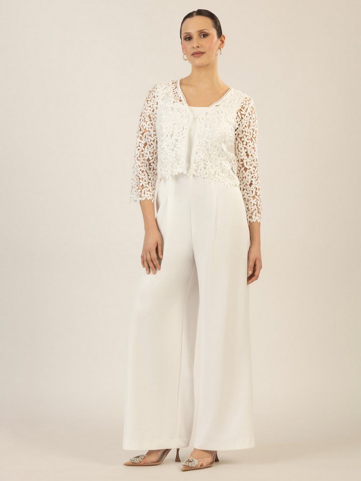 Apart Jumpsuit mit kurzem Spitzenjäckchen von Apart