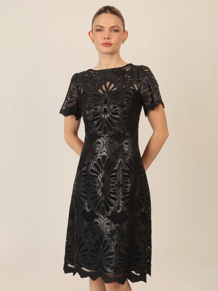 Apart Midikleid mit allover Ornamentenstickerei von Apart