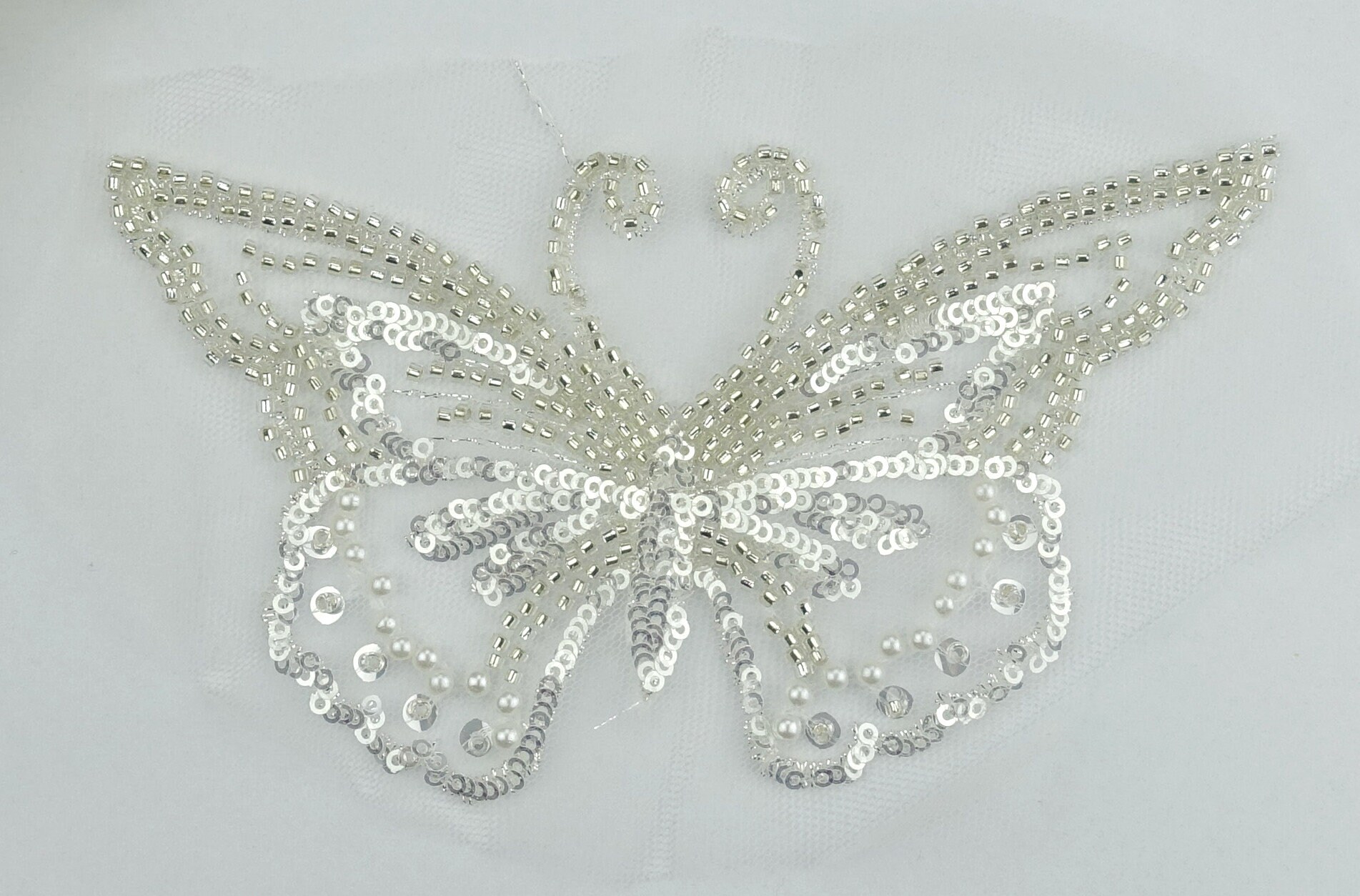 15, 5cm Schmetterling Applikation Perlen Pailletten Aufnäher Glitzer Silber Weiß Xl Sequins Patch Kinder Tier Applikationen Edel Brautkleid 15, 5cm Schmetterling Applikation Perlen Pailletten Aufnäher Glitzer Silber Weiß Xl Sequins Patch Kinder Tier Applikationen Edel Brautkleid von ApfelblueteShopDE