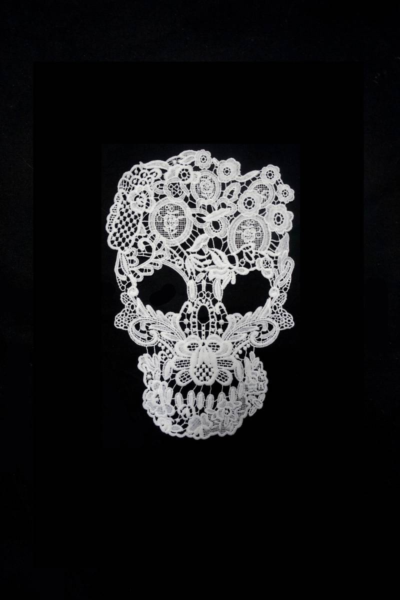 31 cm Spitze Applikation Skull Totenkopf Blumen Applikationen Patch Organza Stickerei Aufnäher Nähen Edel Jeans Jacke Flower Xl Weiß White 31 cm Spitze Applikation Skull Totenkopf Blumen Applikationen Patch Organza Stickerei Aufnäher Nähen Edel Jeans Jacke Flower Xl Weiß White von ApfelblueteShopDE