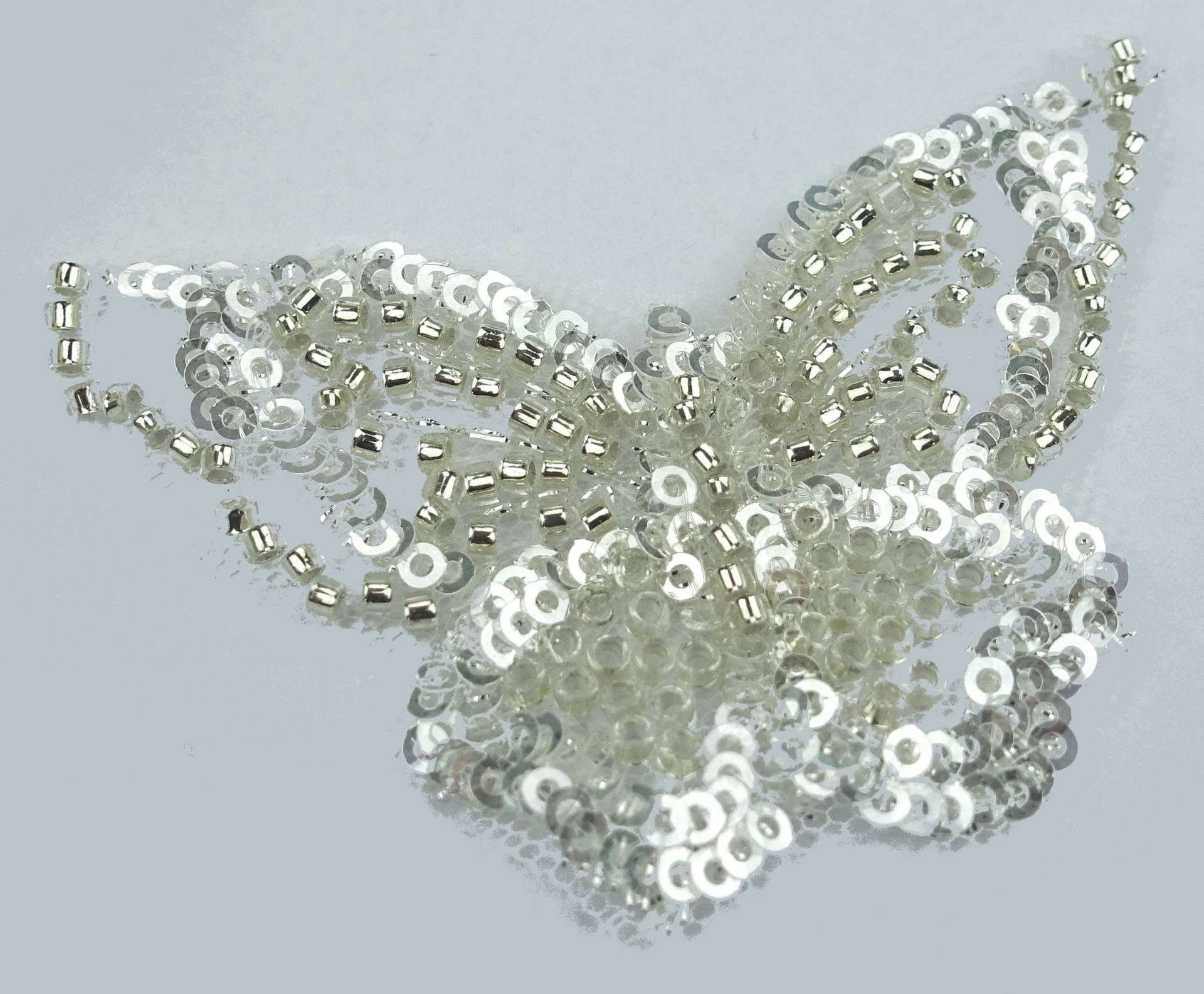7cm Schmetterling Applikation Perlen Pailletten Aufnäher Glitzer Silber Weiß Xl Sequins Patch Kinder Tier Applikationen Edel Brautkleid 7cm Schmetterling Applikation Perlen Pailletten Aufnäher Glitzer Silber Weiß Xl Sequins Patch Kinder Tier Applikationen Edel Brautkleid von ApfelblueteShopDE